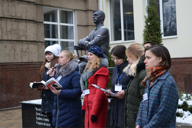 Поэтическое «Миротворение» Бориса Пастернака