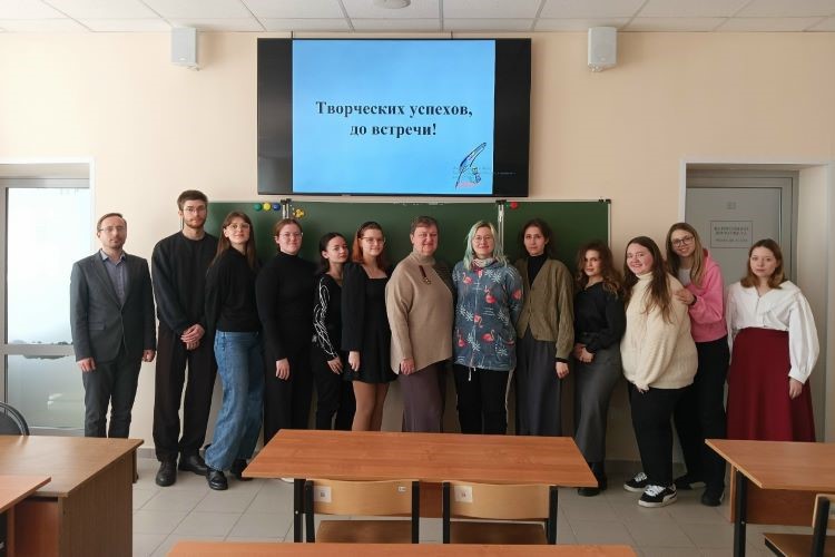 Занятия в Поэтической школе продолжаются!