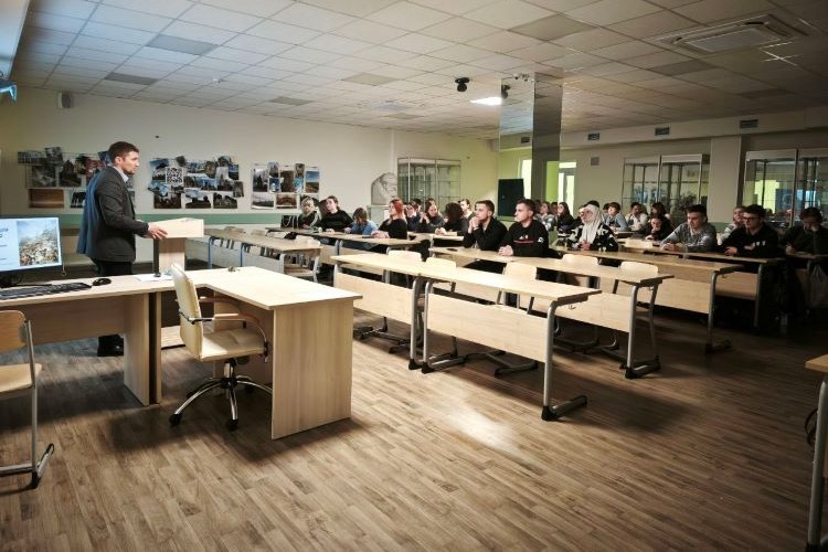 Консолидация российского общества в периоды исторических вызовов