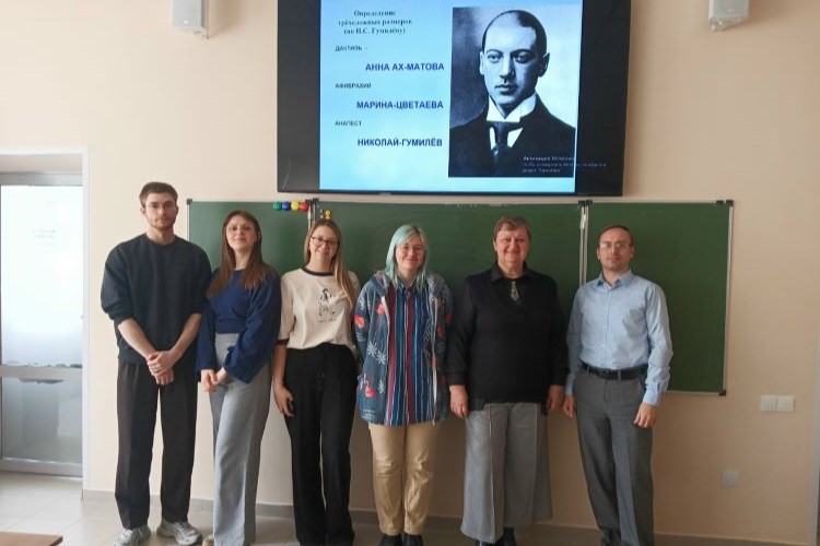 Занятия в Поэтической школе продолжаются!